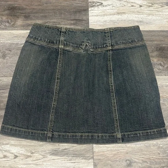 Vintage Y2K 2000s Gap Dark Wash‎ Blue Womens 6 Button A Line Denim Mini Skirt - Picture 2 of 8